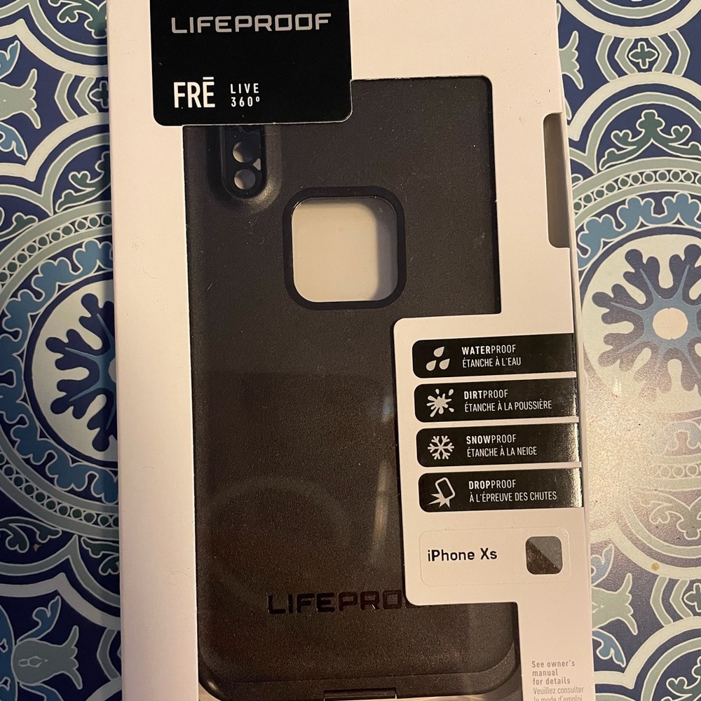 Lifeproof FRE case for iPhone XS, send me an offer